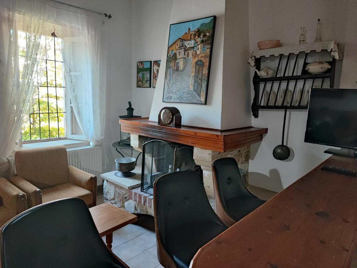 Liakoto Guest House Panayia Ngoại thất bức ảnh