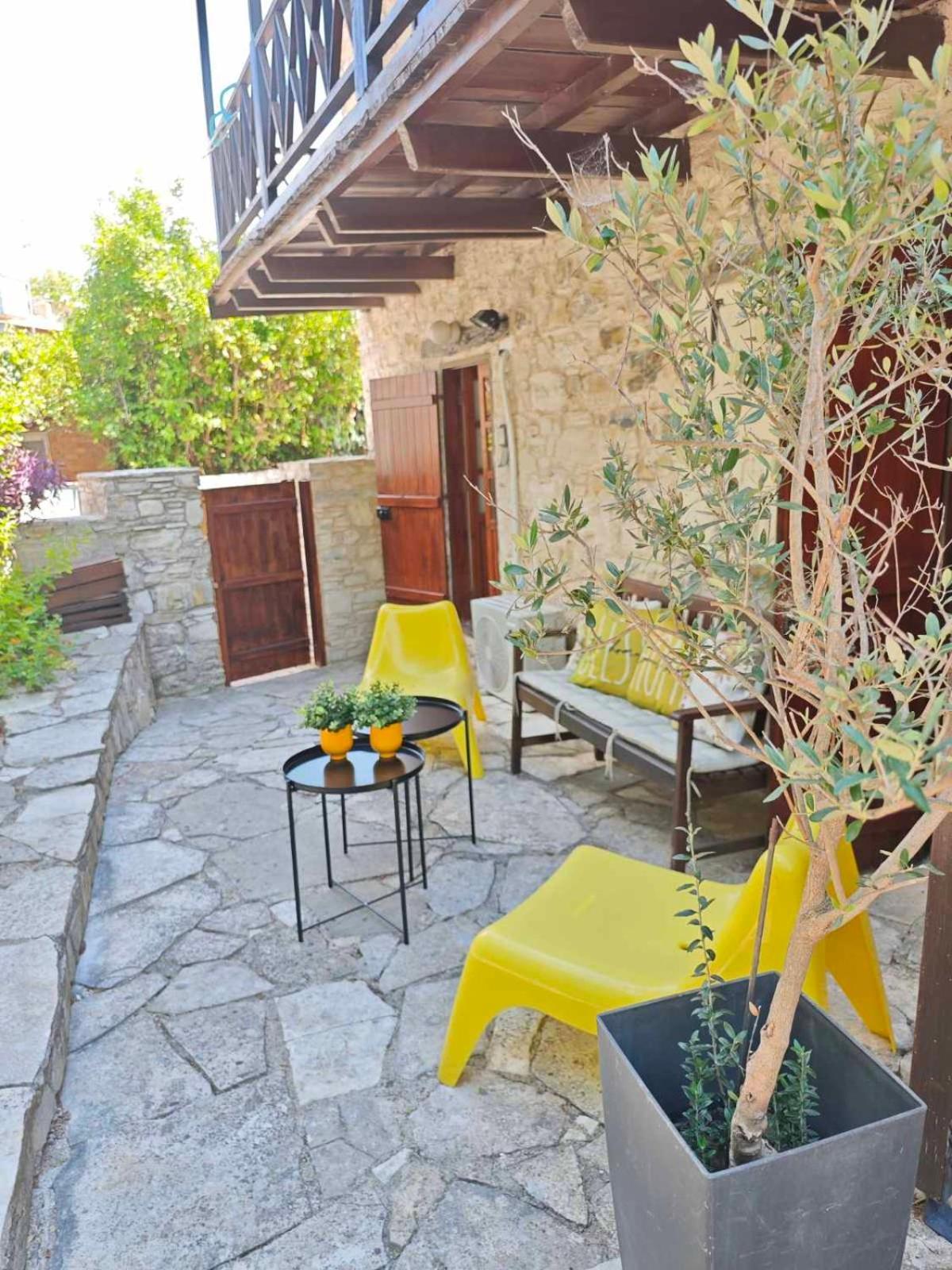 Liakoto Guest House Panayia Ngoại thất bức ảnh