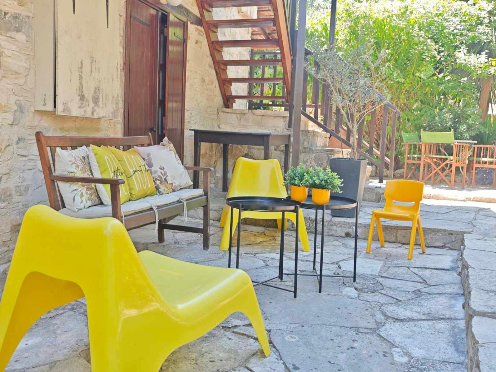 Liakoto Guest House Panayia Ngoại thất bức ảnh